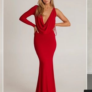 Melani Emilia reversible gown red NWT never worn size small